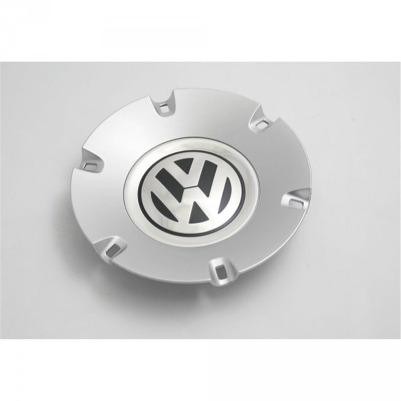 Enjoliveur de roue d'origine VW de 14 pouces en argent brillant, référence  6Q0601147PRGZ.