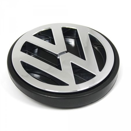 VW Golf 2 (1G) original, emblème logo chromé de la marque VW à l'arrière du hayon.